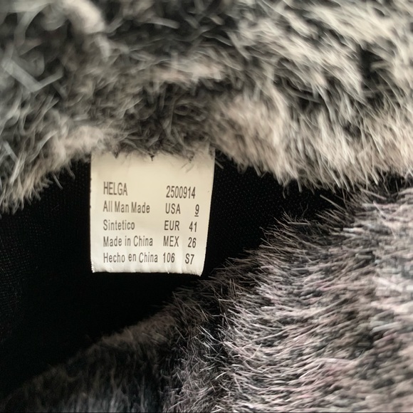 No Boundaries Cute Fuzzy Clogs! Black w/ Gray fur! 9 - Picture 7 of 13